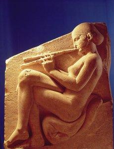 Trono Ludovisi, pannello che raffigura una donna che suona un flauto, c.470-60 a.C.